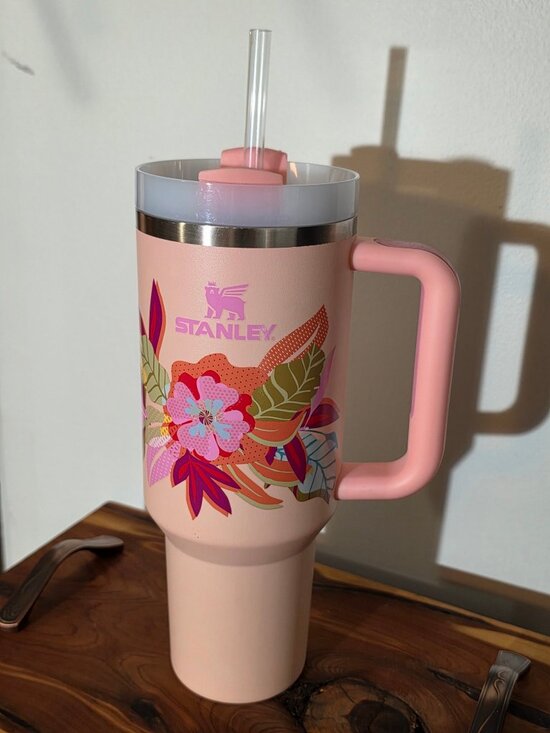 Stanley Other - Stanley Mother's Day Quencher H2.0 40oz Tumbler - Sorbet Tropic Pink Floral